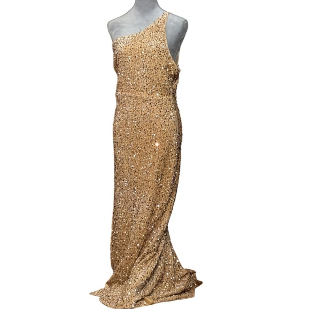 Glamorous One-Shoulder Gold Dress